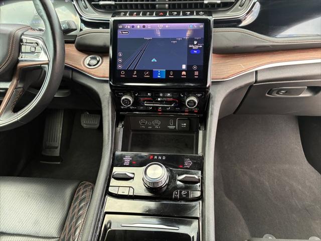 2023 Jeep Grand Cherokee L Summit 4x4