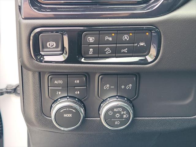 2026 GMC Yukon 4WD AT4