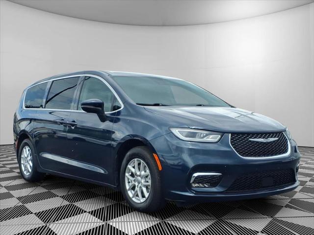 2023 Chrysler Pacifica Touring L for sale in High Point, NC