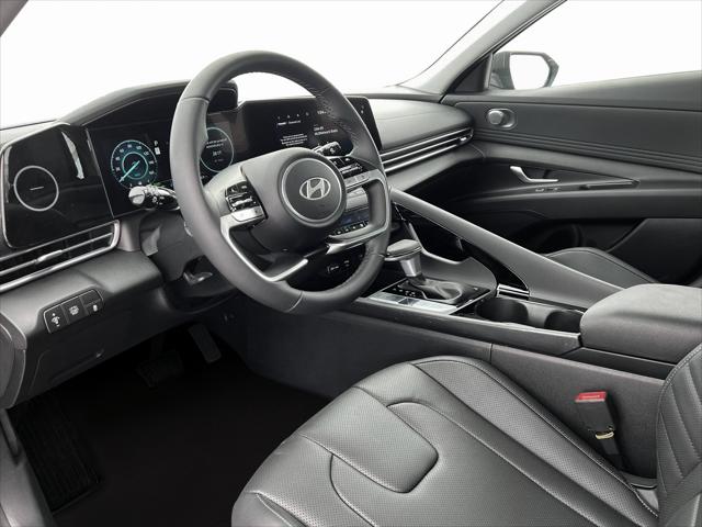 2025 Hyundai Elantra Hybrid Limited