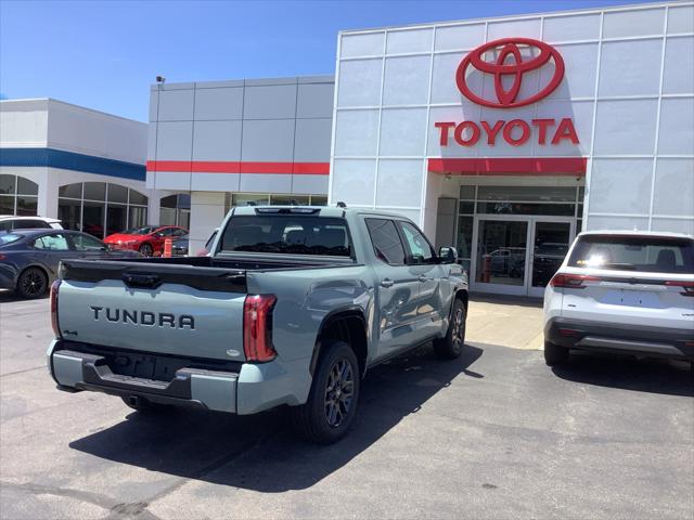 2026 Toyota Tundra Platinum CrewMax 5.5' Bed