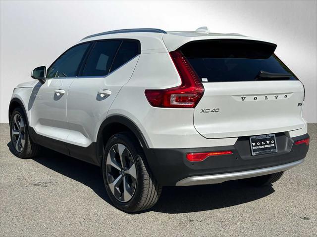 2025 Volvo XC40 B5 Plus Bright Theme