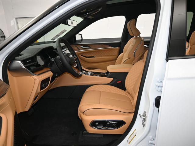 2025 Jeep Grand Cherokee L Summit Reserve 4x4