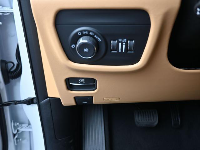 2025 Jeep Grand Cherokee L Summit Reserve 4x4