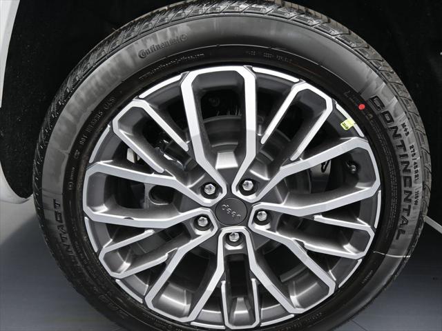 2025 Jeep Grand Cherokee L Summit Reserve 4x4