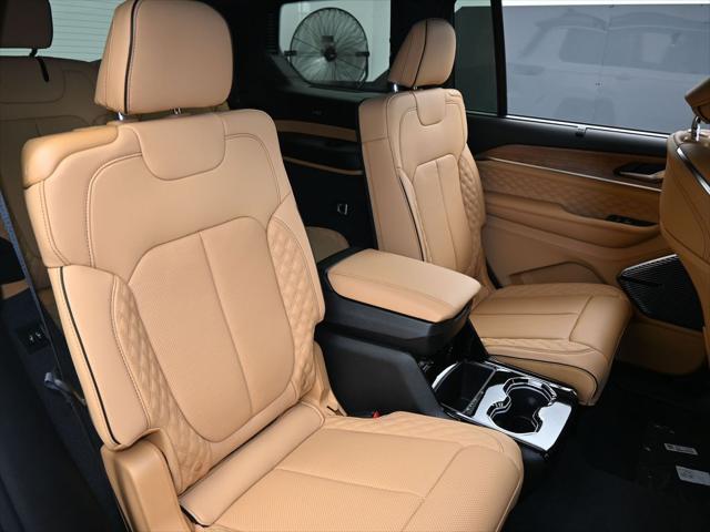 2025 Jeep Grand Cherokee L Summit Reserve 4x4