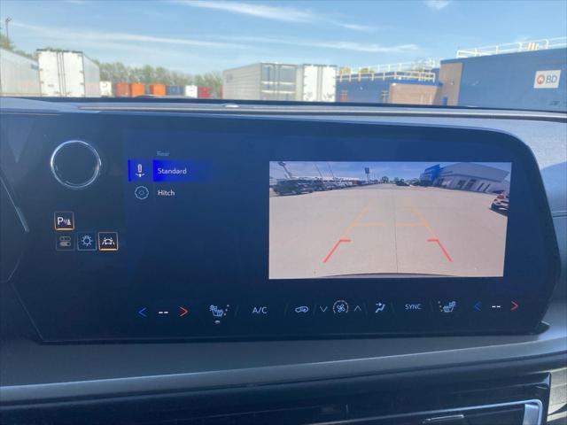 2025 Chevrolet Traverse FWD LT