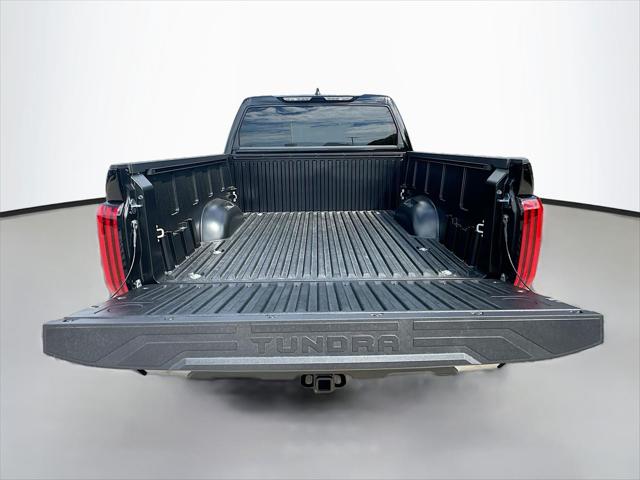 2026 Toyota Tundra SR5 CrewMax 5.5' Bed