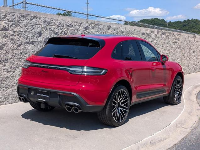2026 Porsche Macan Unknown