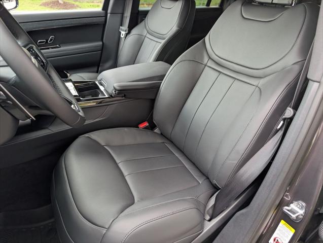 2026 Land Rover Range Rover Sport P360 SE