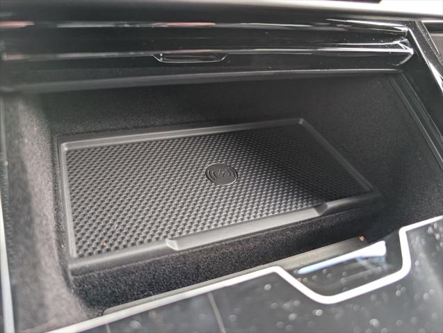 2026 Land Rover Range Rover Sport P360 SE