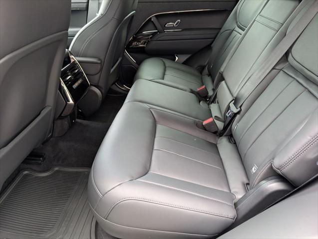 2026 Land Rover Range Rover Sport P360 SE
