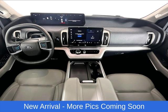 2025 Ford Expedition Active - Photo 15