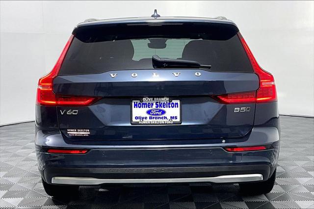 Used 2025 Volvo V60 Cross Country Plus  B5 AWD Gas (mild hybrid) For Sale in Olive Branch, MS