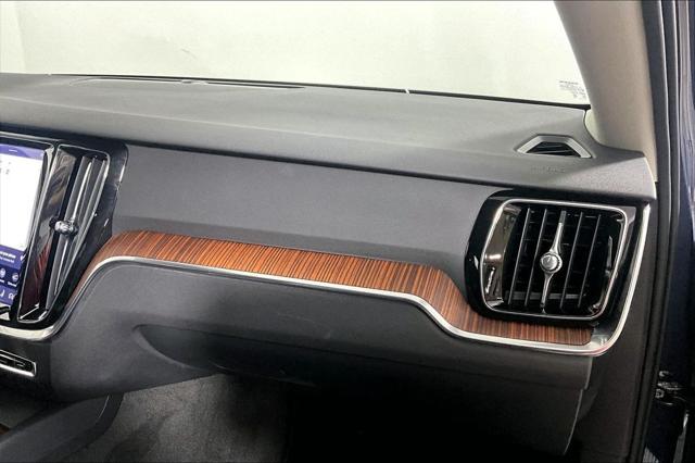 Used 2025 Volvo V60 Cross Country Plus  B5 AWD Gas (mild hybrid) For Sale in Olive Branch, MS