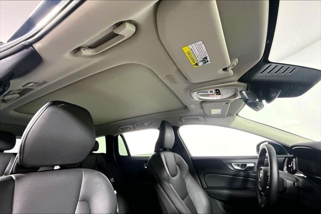 Used 2025 Volvo V60 Cross Country Plus  B5 AWD Gas (mild hybrid) For Sale in Olive Branch, MS