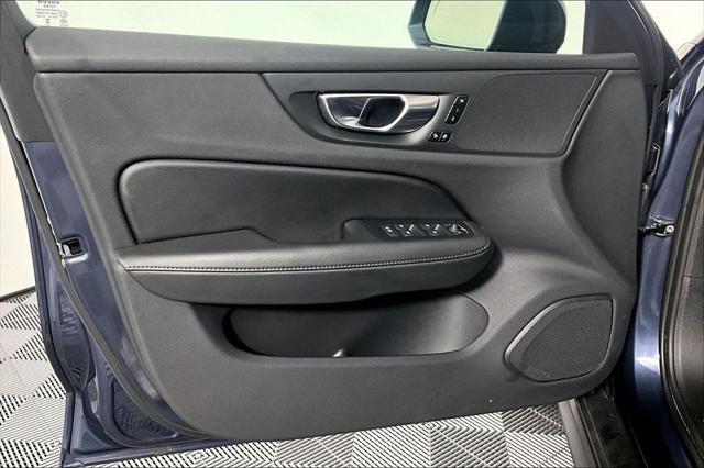 Used 2025 Volvo V60 Cross Country Plus  B5 AWD Gas (mild hybrid) For Sale in Olive Branch, MS