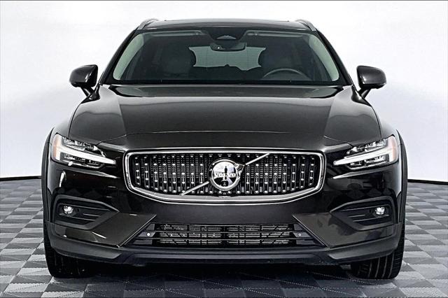Used 2025 Volvo V60 Cross Country Plus  B5 AWD Gas (mild hybrid) For Sale in Olive Branch, MS