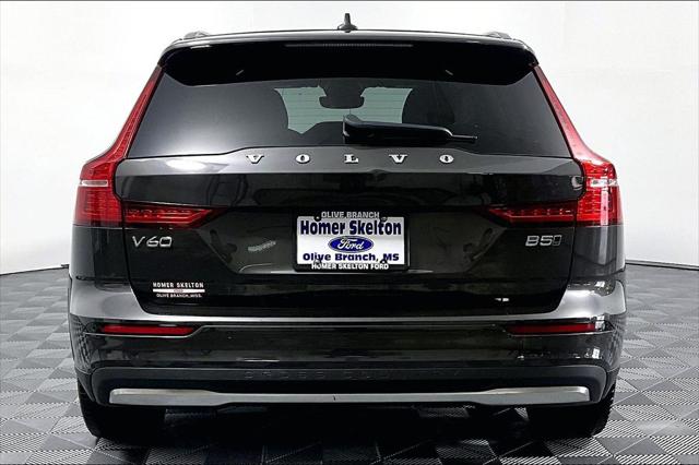 Used 2025 Volvo V60 Cross Country Plus  B5 AWD Gas (mild hybrid) For Sale in Olive Branch, MS