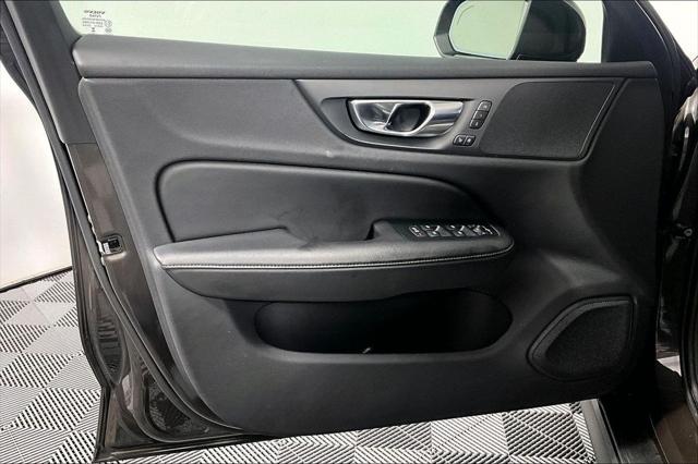 Used 2025 Volvo V60 Cross Country Plus  B5 AWD Gas (mild hybrid) For Sale in Olive Branch, MS