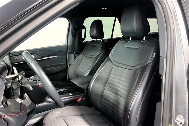 Used 2025 Ford Explorer ST-Line For Sale in Olive Branch, MS