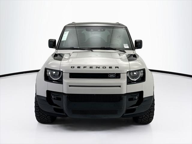 2026 Land Rover Defender P400 X-Dynamic SE