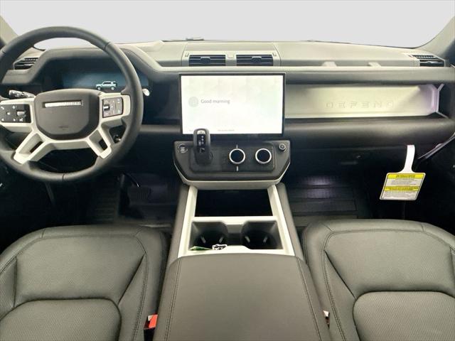 2026 Land Rover Defender P400 X-Dynamic SE