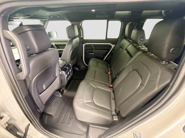 2026 Land Rover Defender P400 X-Dynamic SE