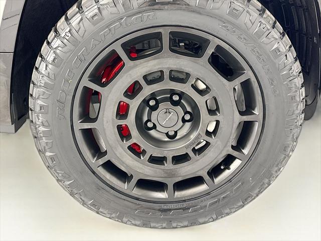 2026 Land Rover Defender P400 X-Dynamic SE