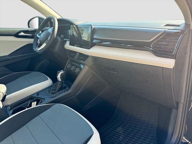 2025 Volkswagen Taos 1.5T S