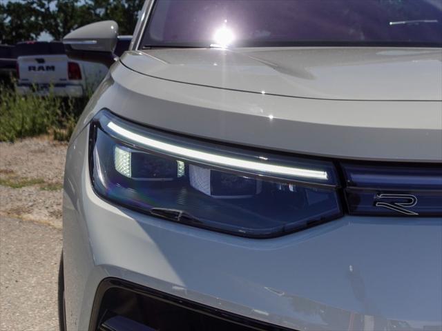 2026 Volkswagen Tiguan SEL R-Line Turbo