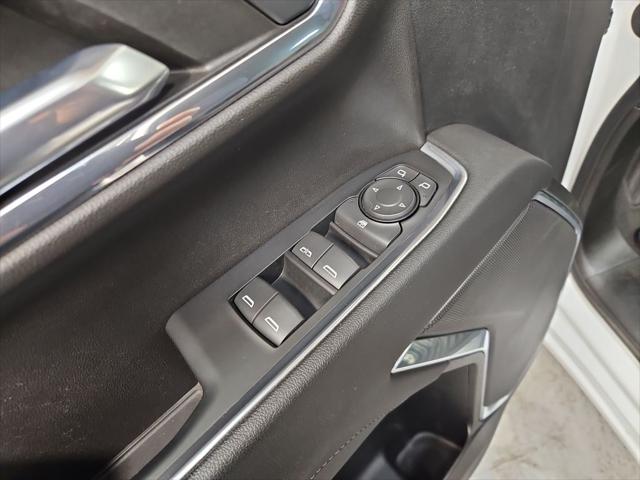 2023 GMC Sierra 1500 4WD Crew Cab Short Box Elevation with 3SB