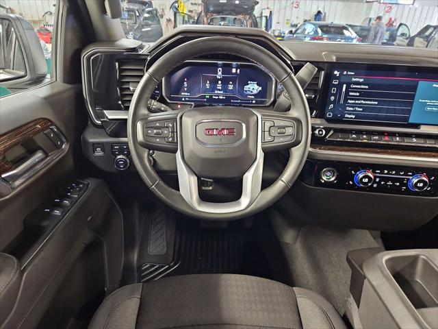2023 GMC Sierra 1500 4WD Crew Cab Short Box Elevation with 3SB