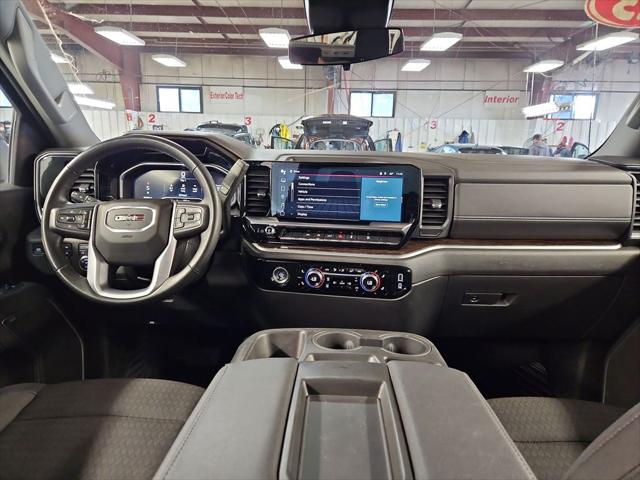 2023 GMC Sierra 1500 4WD Crew Cab Short Box Elevation with 3SB