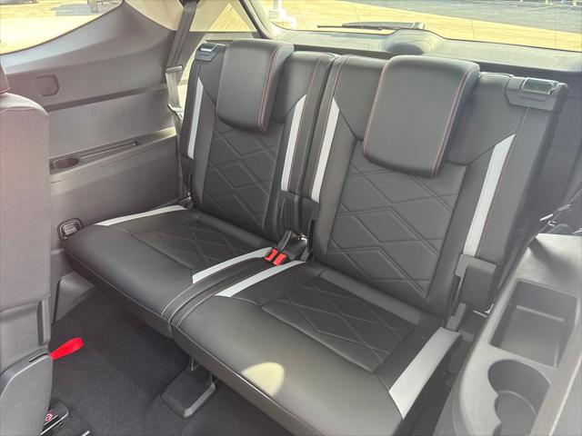 2026 Volkswagen Atlas Peak Edition