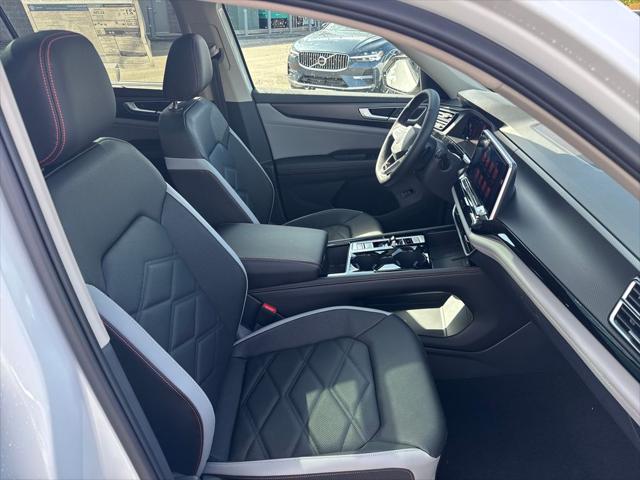 2026 Volkswagen Atlas Peak Edition