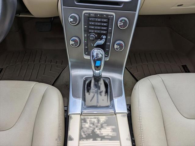 2015 Volvo V60 T5 Premier Plus