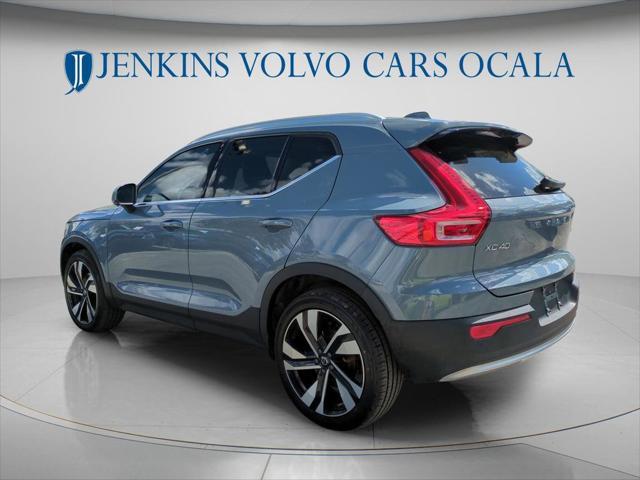 2023 Volvo XC40 B5 Plus Bright Theme