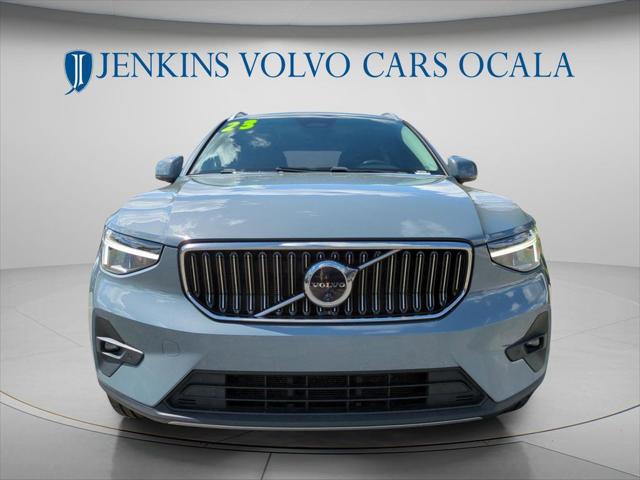 2023 Volvo XC40 B5 Plus Bright Theme