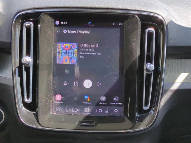2023 Volvo XC40 B5 Plus Bright Theme