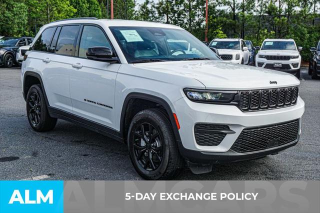 2025 Jeep Grand Cherokee Altitude 4x4