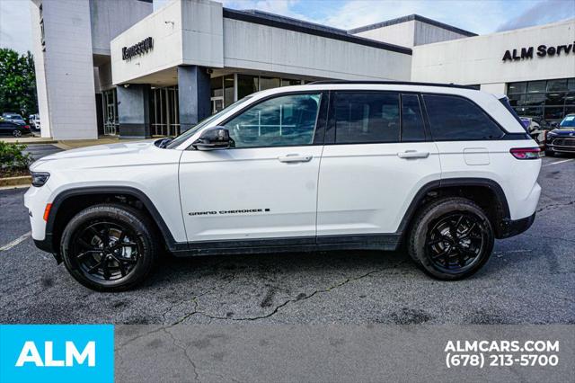 2025 Jeep Grand Cherokee Altitude 4x4