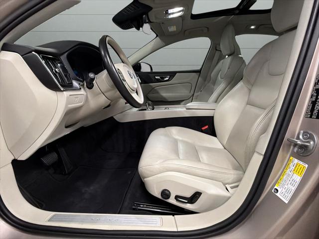 2023 Volvo S60 B5 Core Dark Theme