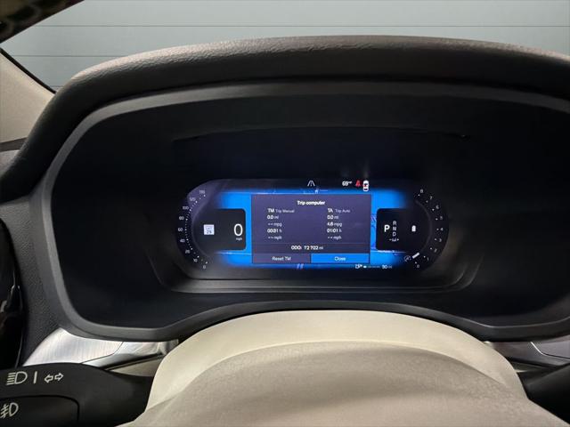 2023 Volvo S60 B5 Core Dark Theme