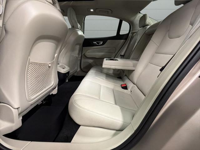 2023 Volvo S60 B5 Core Dark Theme