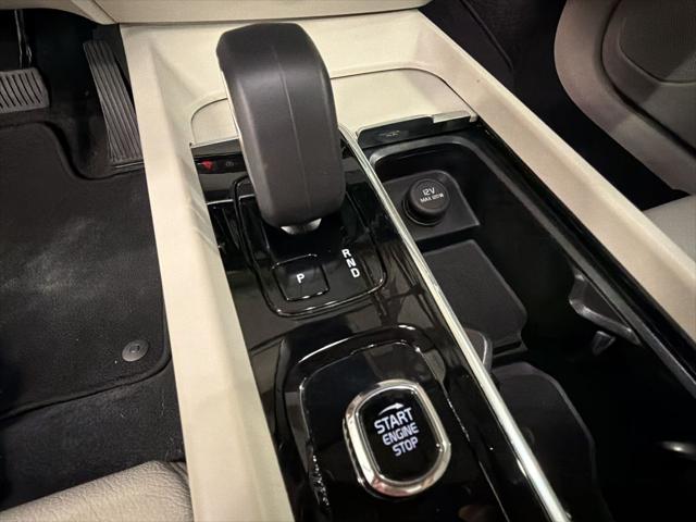 2023 Volvo S60 B5 Core Dark Theme