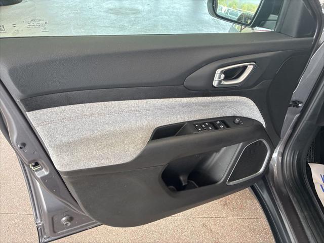 2024 Jeep Compass Latitude Lux FWD