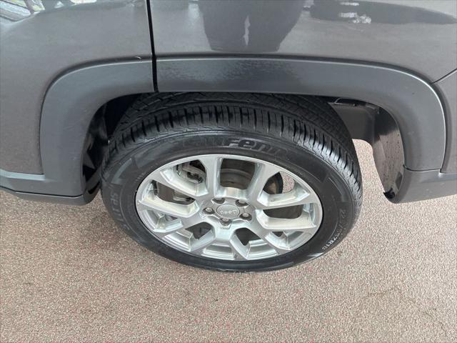 2024 Jeep Compass Latitude Lux FWD