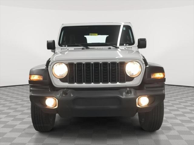 2025 Jeep Wrangler 4-Door Summit 4x4 2025 Jeep Wrangler 4-Door Summit 4x4