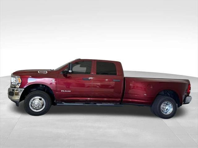 2020 RAM 3500 Tradesman Crew Cab 4x4 8 Box